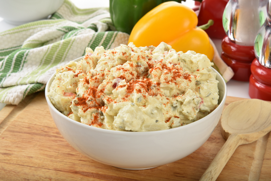 The best BBQ chicken side dishes! These summer sides are perfect for grilled chicken breasts, barbecue chicken and pulled chicken sandwiches or sliders.