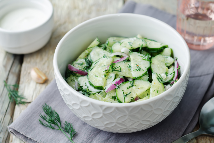 The best BBQ chicken side dishes! These summer sides are perfect for grilled chicken breasts, barbecue chicken and pulled chicken sandwiches or sliders.
