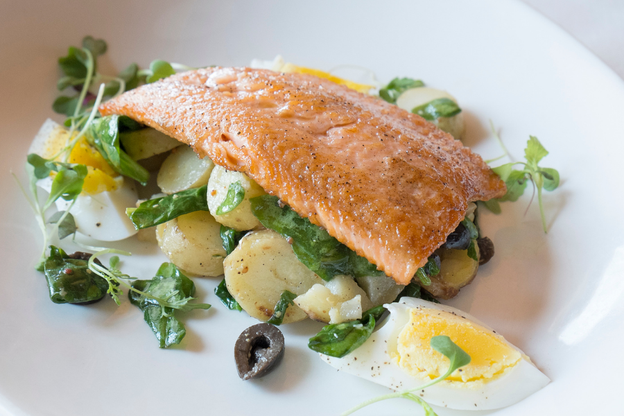 The best side dishes for trout! Here’s exactly what to serve with rainbow trout for dinner.
